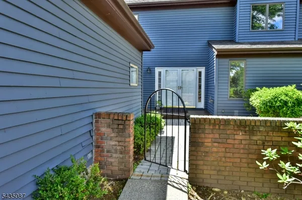 Property Slideshow image 3 of 47 | 143 fisher rd, Mahwah Twp., NJ, 07430