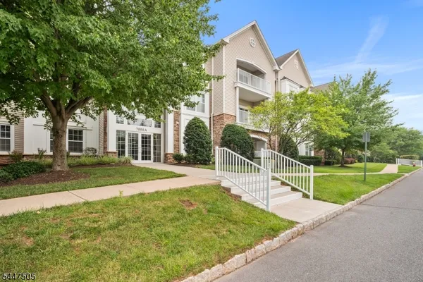 Property Slideshow image 2 of 38 | 7104 westover way, Franklin Twp., NJ, 08873