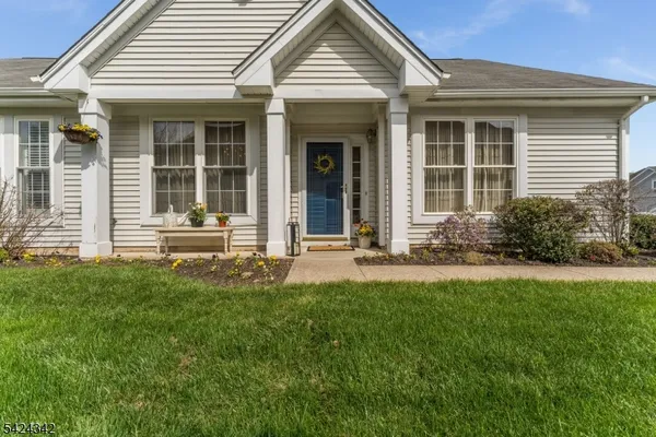 Property Slideshow image 3 of 25 | 11 stafford ln, White Twp., NJ, 07823