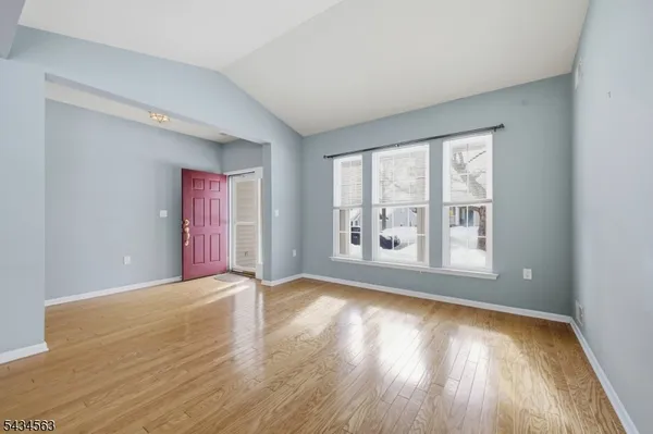 Property Slideshow image 3 of 37 | 56 kensington cir, White Twp., NJ, 07823