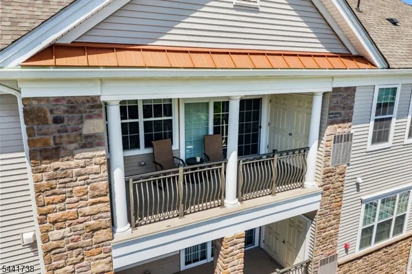 Property Slideshow image 2 of 31 | 2206 jockey hollow trl, Franklin Twp., NJ, 08873