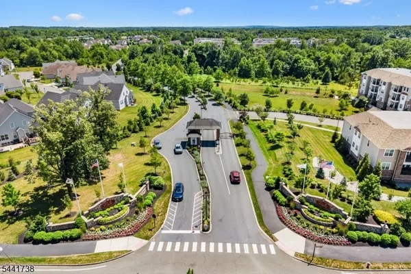 Property Slideshow image 3 of 31 | 2206 jockey hollow trl, Franklin Twp., NJ, 08873