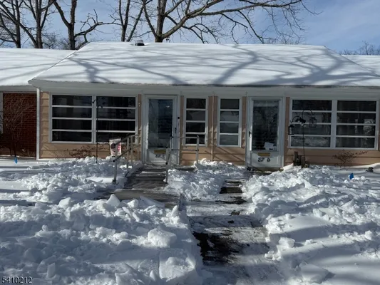 Property Slideshow image 2 of 26 | 87 dorchester dr 1003, Lakewood Twp., NJ, 08701