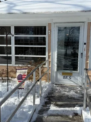 Property Slideshow image 3 of 26 | 87 dorchester dr 1003, Lakewood Twp., NJ, 08701