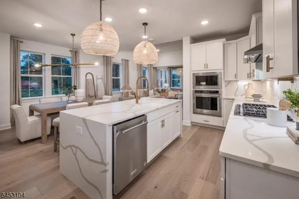 Property Slideshow image 3 of 25 | 1 voorhees ct, Far Hills Boro, NJ, 07931