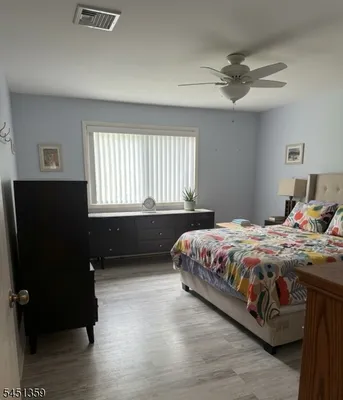 Property Slideshow image 2 of 17 | 32 dickinson ct, Middletown Twp., NJ, 07701