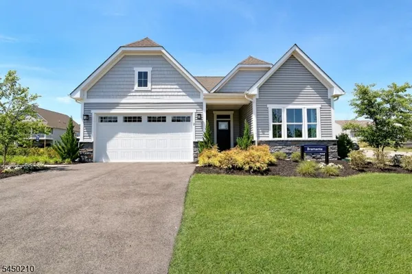 Property Slideshow image 2 of 34 | 2 redwood run, Mansfield Twp., NJ, 07865