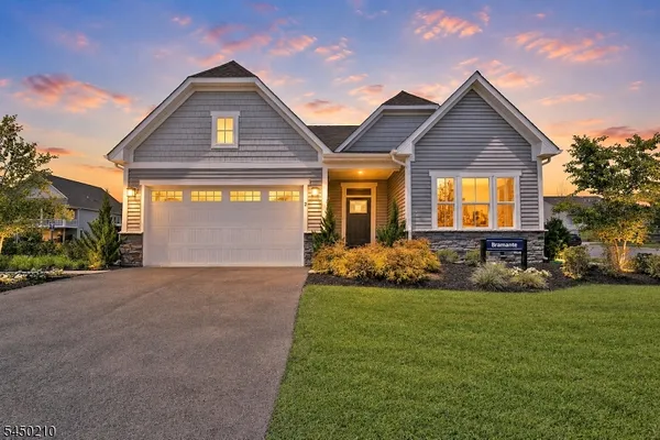 Property Slideshow image 3 of 34 | 2 redwood run, Mansfield Twp., NJ, 07865