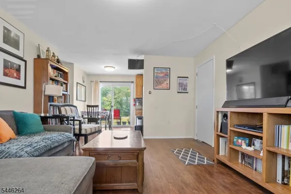 Property Slideshow image 3 of 22 | 10 c haven dr, Old Bridge Twp., NJ, 07747