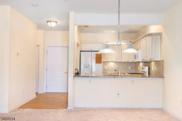 Property Slideshow image 3 of 20 | 4300 cleveland ln, Rockaway Boro, NJ, 07866