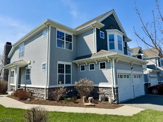 Property Slideshow image 2 of 43 | 5 indigo rd, Allamuchy Twp., NJ, 07840