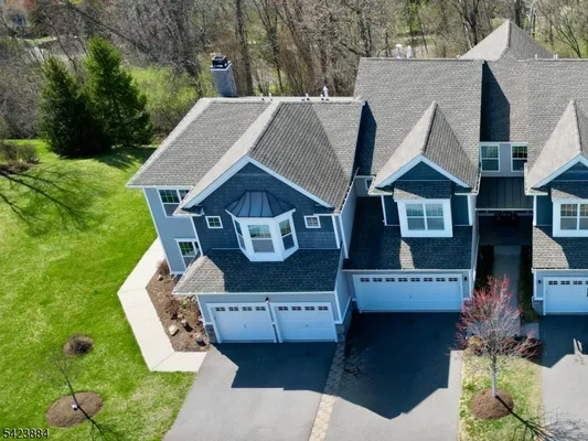 Property Slideshow image 3 of 43 | 5 indigo rd, Allamuchy Twp., NJ, 07840