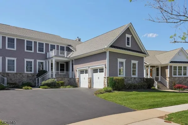 Property Slideshow image 2 of 44 | 84 bedford dr, Montgomery Twp., NJ, 08558