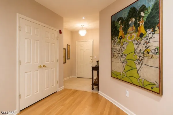 Property Slideshow image 3 of 27 | 5103 pointe gate dr, Livingston Twp., NJ, 07039