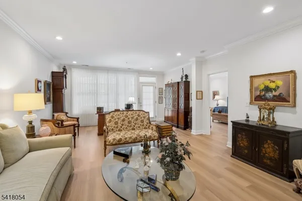 Property Slideshow image 2 of 32 | 5205 pointe gate dr, Livingston Twp., NJ, 07039