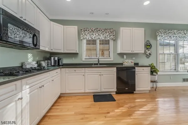 Property Slideshow image 3 of 25 | 40 merlin dr, Washington, NJ, 07882