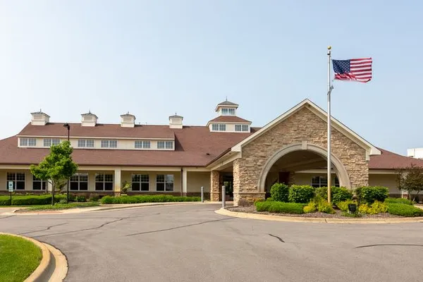 Property Slideshow image 3 of 19 | 2682 avondale cir, Naperville, IL, 60564