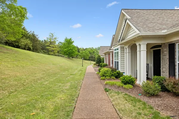 Property Slideshow image 3 of 51 | 7110 sunrise cir, Franklin, TN, 37067