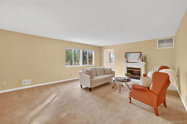 Property Slideshow image 2 of 20 | 170 long hill dr a, Yorktown Heights, NY, 10598