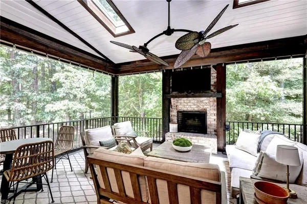 Property Slideshow image 3 of 48 | 1753 founders hl, Williamsburg, VA, 23185