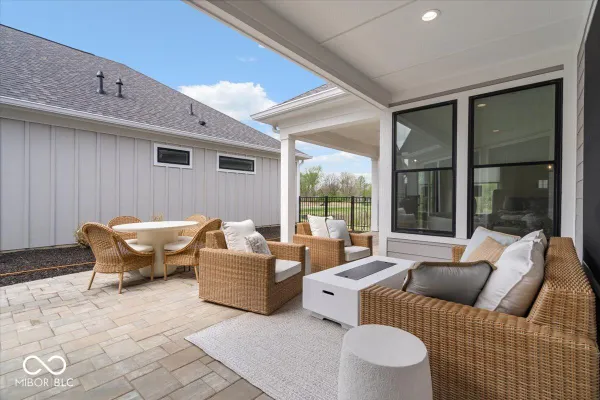 Property Slideshow image 3 of 44 | 7056 yosemite dr, Zionsville, IN, 46077