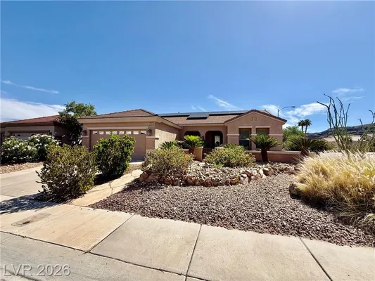 Property Slideshow image 2 of 43 | 2060 tiger links dr, Henderson, NV, 89012