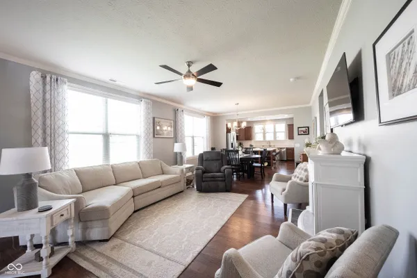 Property Slideshow image 3 of 58 | 12871 claret ct, Fishers, IN, 46037