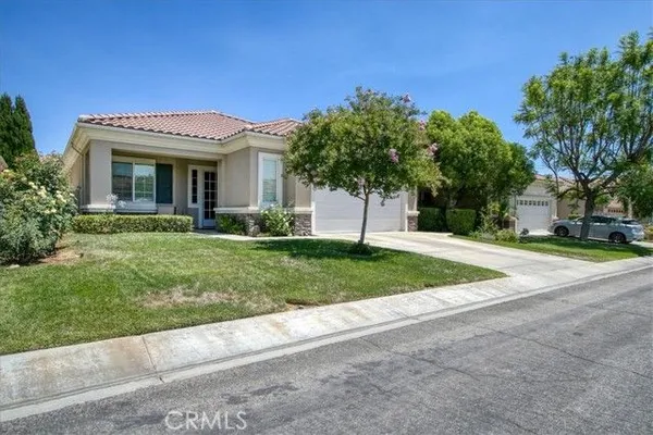 Property Slideshow image 3 of 33 | 1664 landmark way, Beaumont, CA, 92223
