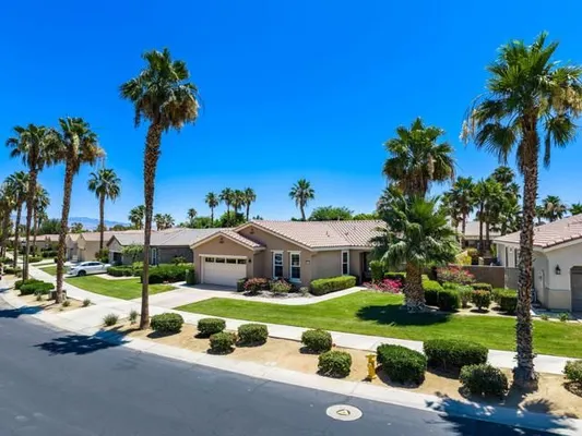 Property Slideshow image 2 of 42 | 81631 prism dr, La Quinta, CA, 92253