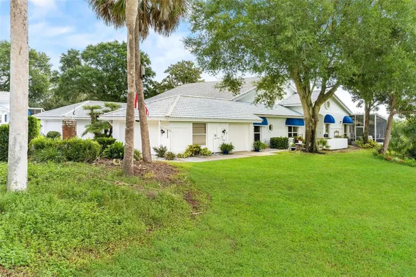Property Slideshow image 2 of 77 | 6020 topsail rd, Lady Lake, FL, 32159