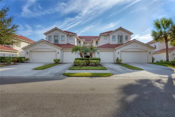 Property Slideshow image 2 of 44 | 4746 club dr # 202, Port Charlotte, FL, 33953