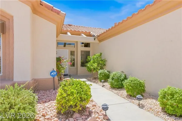 Property Slideshow image 2 of 55 | 2800 hanging rock dr, Las Vegas, NV, 89134