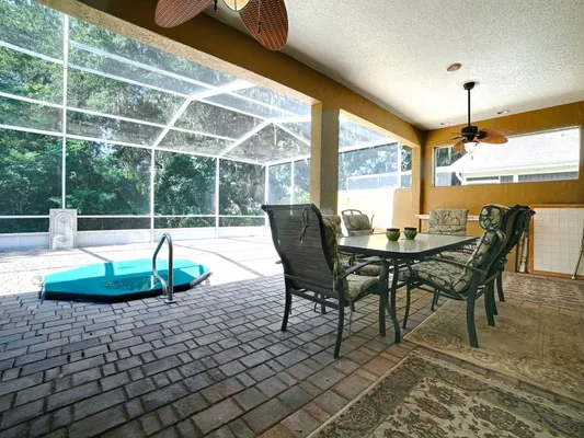 Property Slideshow image 3 of 44 | 830 old oaks ln, Leesburg, FL, 34748