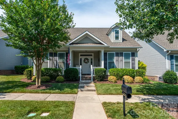 Property Slideshow image 2 of 44 | 17718 morehampton ave, Cornelius, NC, 28031