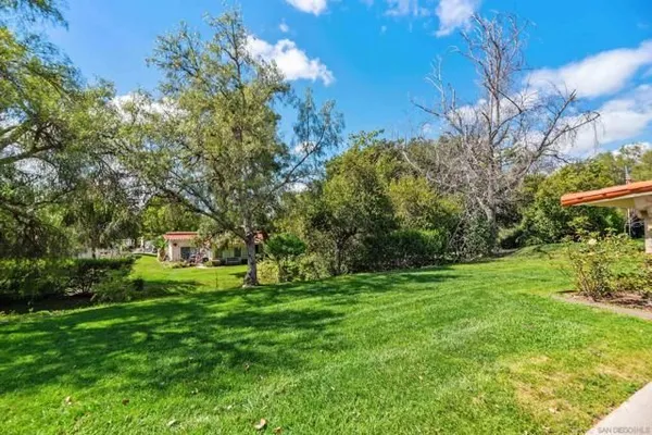 Property Slideshow image 2 of 41 | 16646 orilla dr, San Diego, CA, 92128