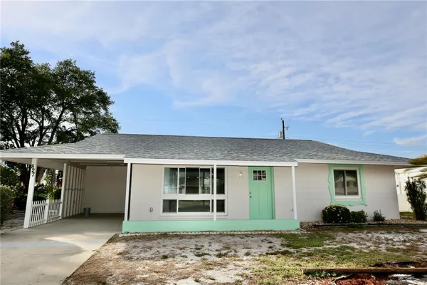 Property Slideshow image 2 of 33 | 827 la jolla ave, Sun City Center, FL, 33573