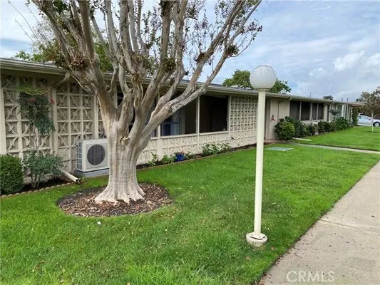 Property Slideshow image 3 of 31 | 1640 glenview rd # m12-76i, Seal Beach, CA, 90740