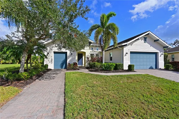 Property Slideshow image 2 of 64 | 931 mangrove edge ct, Bradenton, FL, 34208