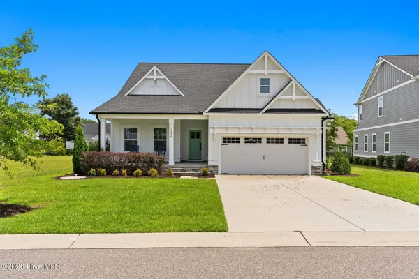 Property Slideshow image 3 of 98 | 3655 rivergate way, Leland, NC, 28451
