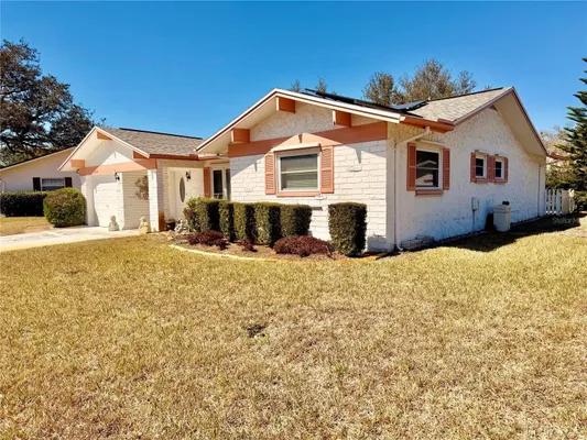 Property Slideshow image 2 of 26 | 2309 forecastle dr, Palm Harbor, FL, 34685