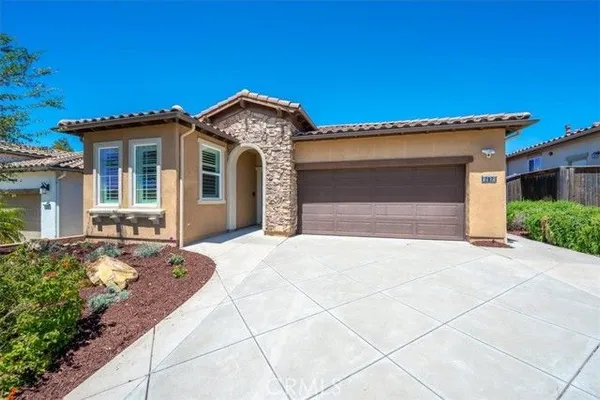 Property Slideshow image 2 of 58 | 787 mahogany, Santa Maria, CA, 93455