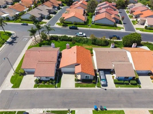 Property Slideshow image 2 of 72 | 24054 calendula, Mission Viejo, CA, 92692