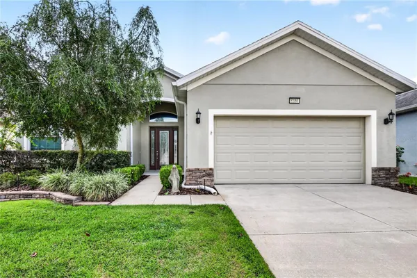 Property Slideshow image 2 of 62 | 8356 bridgeport bay cir, Mount Dora, FL, 32757