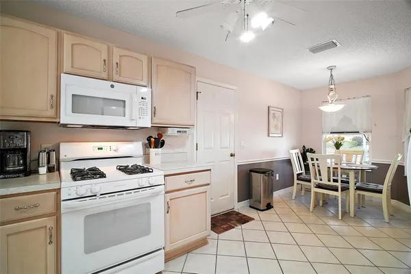 Property Slideshow image 3 of 25 | 1318 guerra ave, The Villages, FL, 32159