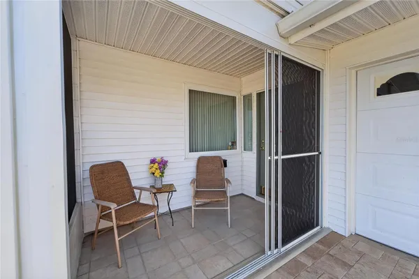 Property Slideshow image 2 of 46 | 1612 chevy chase dr, Sun City Center, FL, 33573