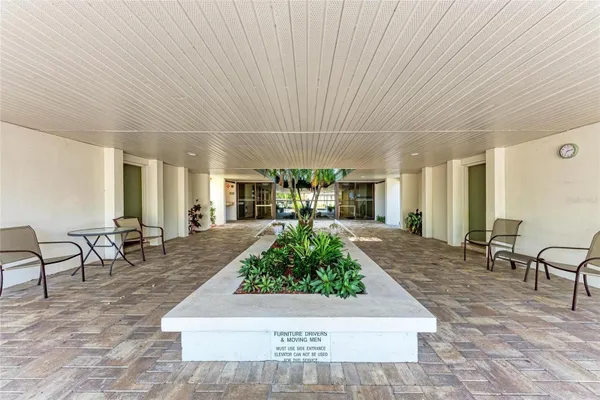 Property Slideshow image 3 of 47 | 2300 aaron st apt 204, Port Charlotte, FL, 33952