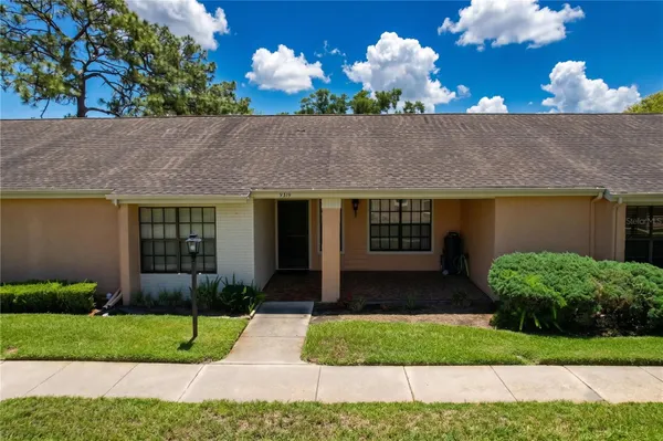 Property Slideshow image 2 of 74 | 9319 trowbridge ct, New Port Richey, FL, 34655