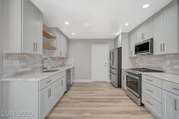 Property Slideshow image 2 of 31 | 8753 sundial dr, Las Vegas, NV, 89134