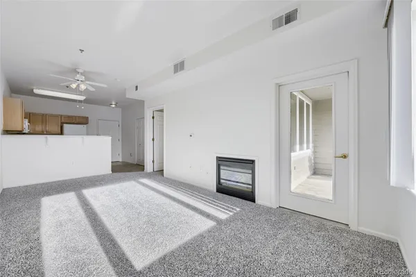 Property Slideshow image 3 of 13 | 2894 w riverwalk cir b112, Littleton, CO, 80123