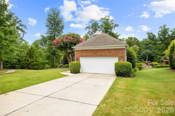 Property Slideshow image 3 of 48 | 56122 finches ct, Fort Mill, SC, 29707